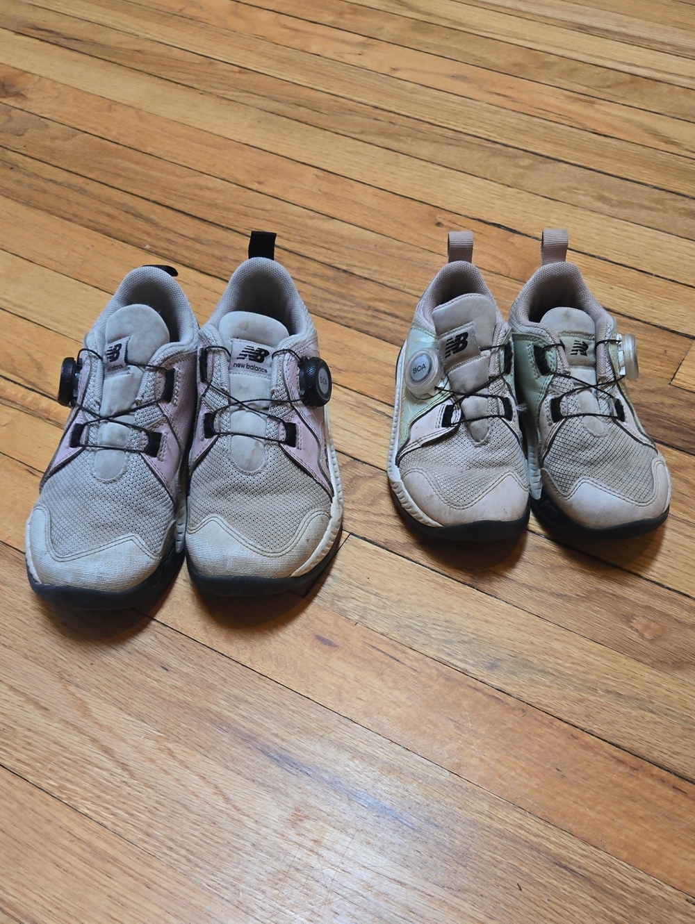 New Balance Kids' Pale Pink and Mint Green Sneakers with Dial Closure